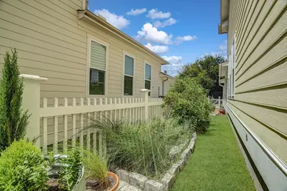 7 Sunrise Row, Galveston, TX 77554 - Photo 47