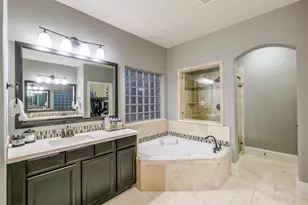 13104 Indigo Creek Ln, Pearland, TX 77584 - Photo 17