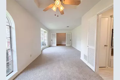16338 Hollow Wood Drive, Houston, TX 77090 - Photo 7
