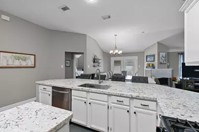 8010 Makaha Circle, Houston, TX 77095 - Photo 15