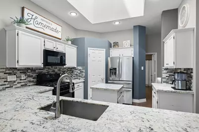 8010 Makaha Circle, Houston, TX 77095 - Photo 11