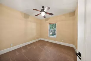 21710 Pino Ln, Crosby, TX 77532 - Photo 43