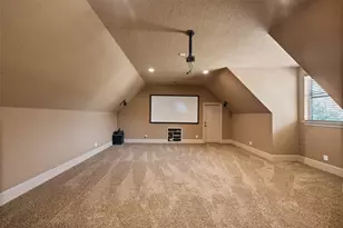 21710 Pino Ln, Crosby, TX 77532 - Photo 31