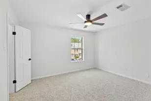 2030 Plantation Dr, Conroe, TX 77301 - Photo 15