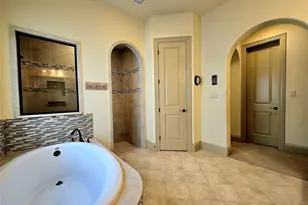 4922 Summer Manor Ln, Sugar Land, TX 77479 - Photo 17