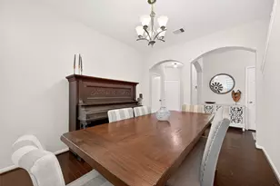 6503 Wilshire Fern, Houston, TX 77040 - Photo 9