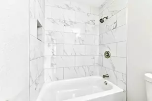 622 S Idaho St, La Porte, TX 77571 - Photo 19