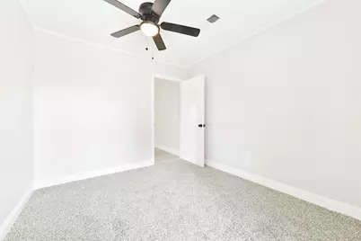 622 S Idaho Street, La Porte, TX 77571 - Photo 21