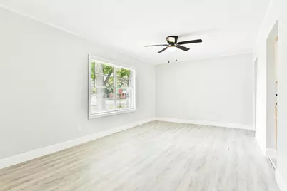 622 S Idaho Street, La Porte, TX 77571 - Photo 5