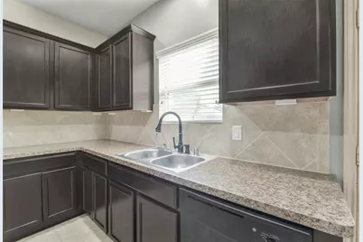 13939 Long Meadow Drive, Houston, TX 77047 - Photo 15