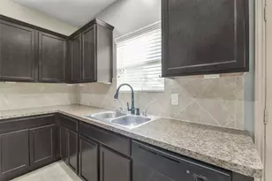 13939 Long Meadow Dr, Houston, TX 77047 - Photo 15