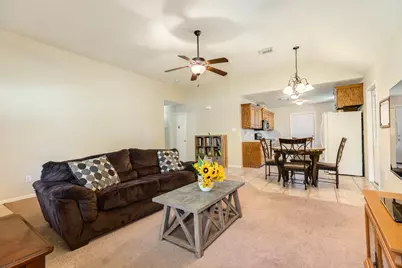 621 Humble Street, West Columbia, TX 77486 - Photo 11