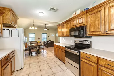 621 Humble Street, West Columbia, TX 77486 - Photo 15