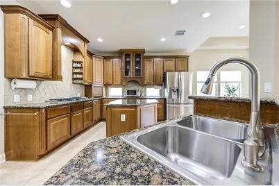 18 Arbor Bend Drive, Houston, TX 77070 - Photo 13