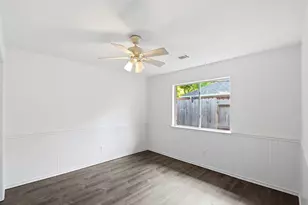 16918 Serenity Cove Cir, Friendswood, TX 77546 - Photo 29