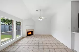 16918 Serenity Cove Cir, Friendswood, TX 77546 - Photo 13