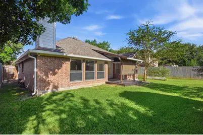 16918 Serenity Cove Circle, Friendswood, TX 77546 - Photo 35