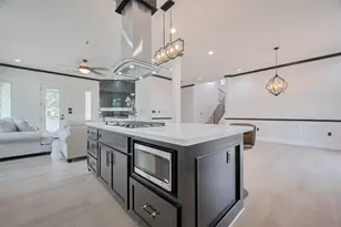 11706 Walden Rd, Montgomery, TX 77356 - Photo 17