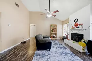 11747 Yearling Dr, Houston, TX 77065 - Photo 9