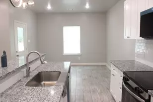 1740 23rd St, Hempstead, TX 77445 - Photo 5