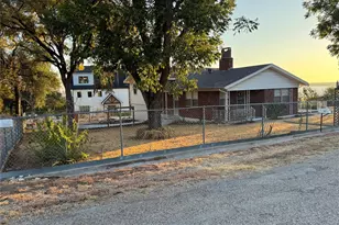 425 County Rd 1526, Morgan, TX 76671 - Photo 27