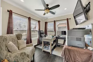 2607 North Fwy, Houston, TX 77009 - Photo 15