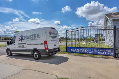 2607 North Freeway, Houston, TX 77009 - Photo 5