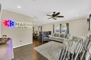 2607 North Fwy, Houston, TX 77009 - Photo 9