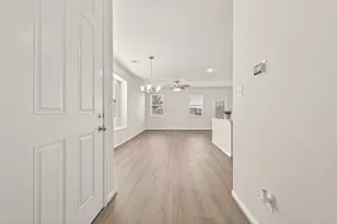 27922 Western Crk Ct, Katy, TX 77494 - Photo 3