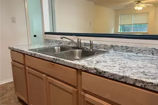 6800 Trendal Ln, Austin, TX 78744 - Photo 5