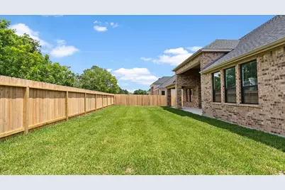 2300 Friendswood Trail, Friendswood, TX 77546 - Photo 29