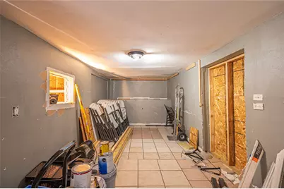 7431 Moline Street, Houston, TX 77087 - Photo 9
