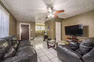 7431 Moline St, Houston, TX 77087 - Photo 19