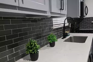 8850 Howard Dr, Houston, TX 77017 - Photo 9