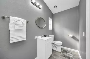 145 W Austin Ave, Pasadena, TX 77502 - Photo 21