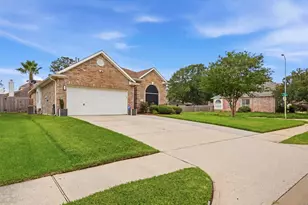 23819 Spring Dane Dr, Spring, TX 77373 - Photo 3