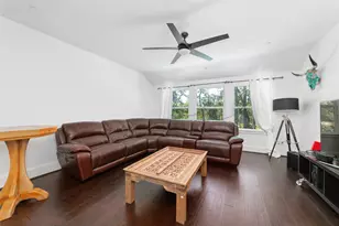 335 Voss Rd, Houston, TX 77024 - Photo 33
