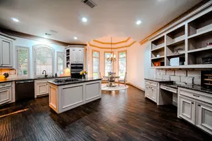 60 Champion Villa Dr, Houston, TX 77069 - Photo 13
