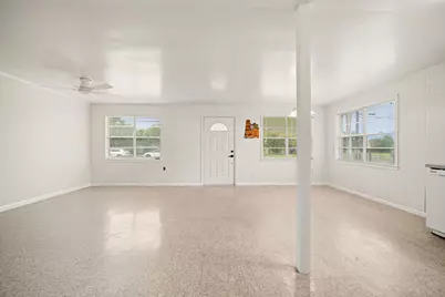 221 11th Street, Dickinson, TX 77539 - Photo 7