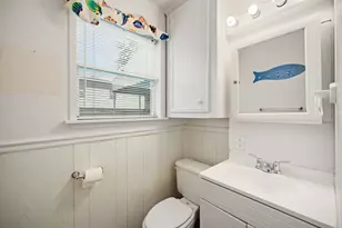 221 11th St, Dickinson, TX 77539 - Photo 21