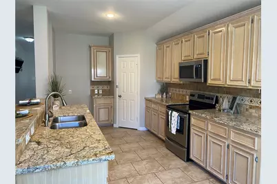 12005 Green Falls Drive, Pearland, TX 77584 - Photo 11