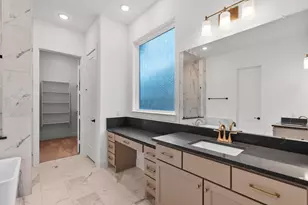 12111 Canal View Blvd, Mont Belvieu, TX 77523 - Photo 29