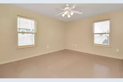 2216 Victory Avenue, Galveston, TX 77551 - Photo 15