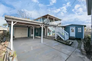 2216 Victory Ave, Galveston, TX 77551 - Photo 29