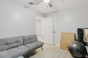5638 Simsdale St, Houston, TX 77033 - Photo 21