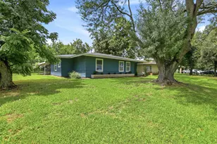 5638 Simsdale St, Houston, TX 77033 - Photo 27
