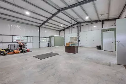 3545 E I 10 Frontage Road, Schulenburg, TX 78956 - Photo 33