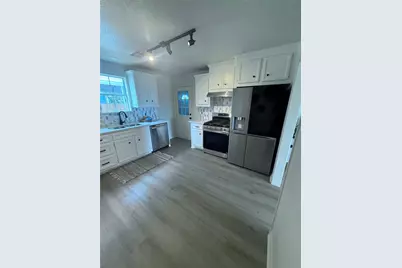 5828 Avenue T, Galveston, TX 77551 - Photo 11
