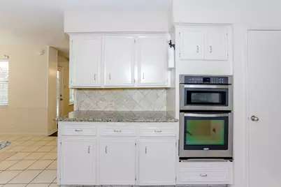 2822 Durban Drive, Houston, TX 77043 - Photo 17