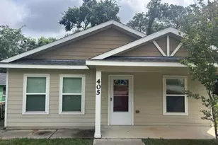 405 Mary Ave, Huntsville, TX 77320 - Photo 1